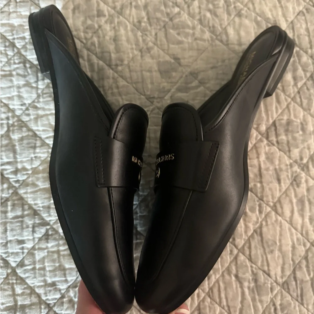 Michael Kors slip in loafers sz 6.5 - Picture 3 of 4